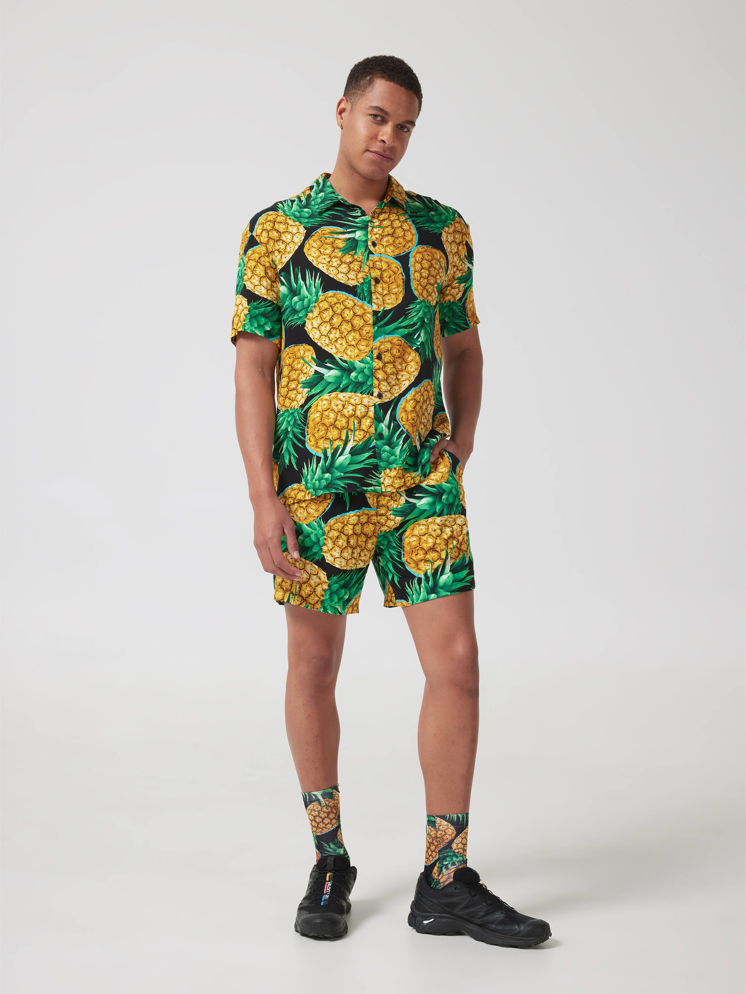 Resort Short - Pineapple