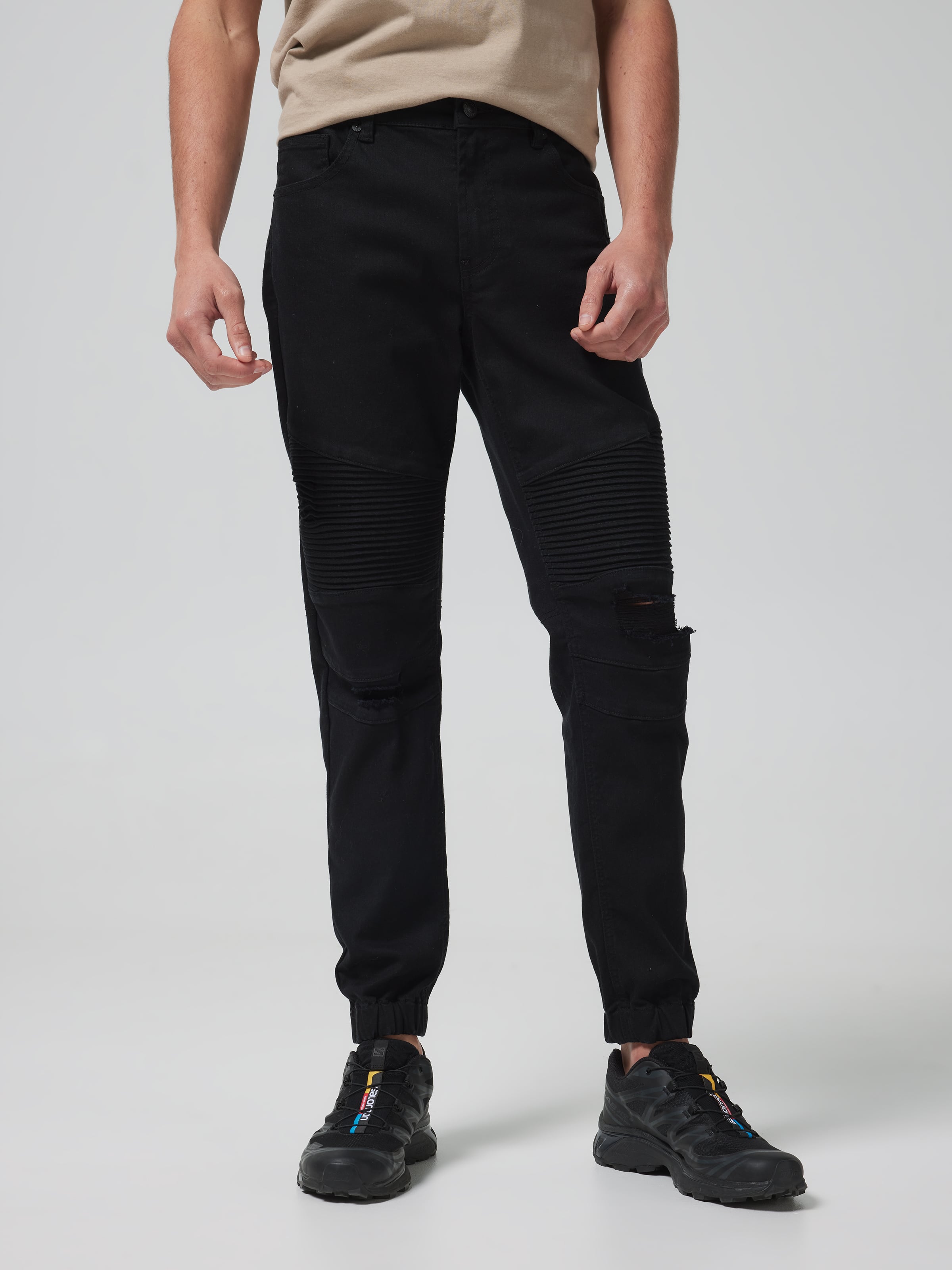 Low Fade Jake 5 Pintuck Jogger