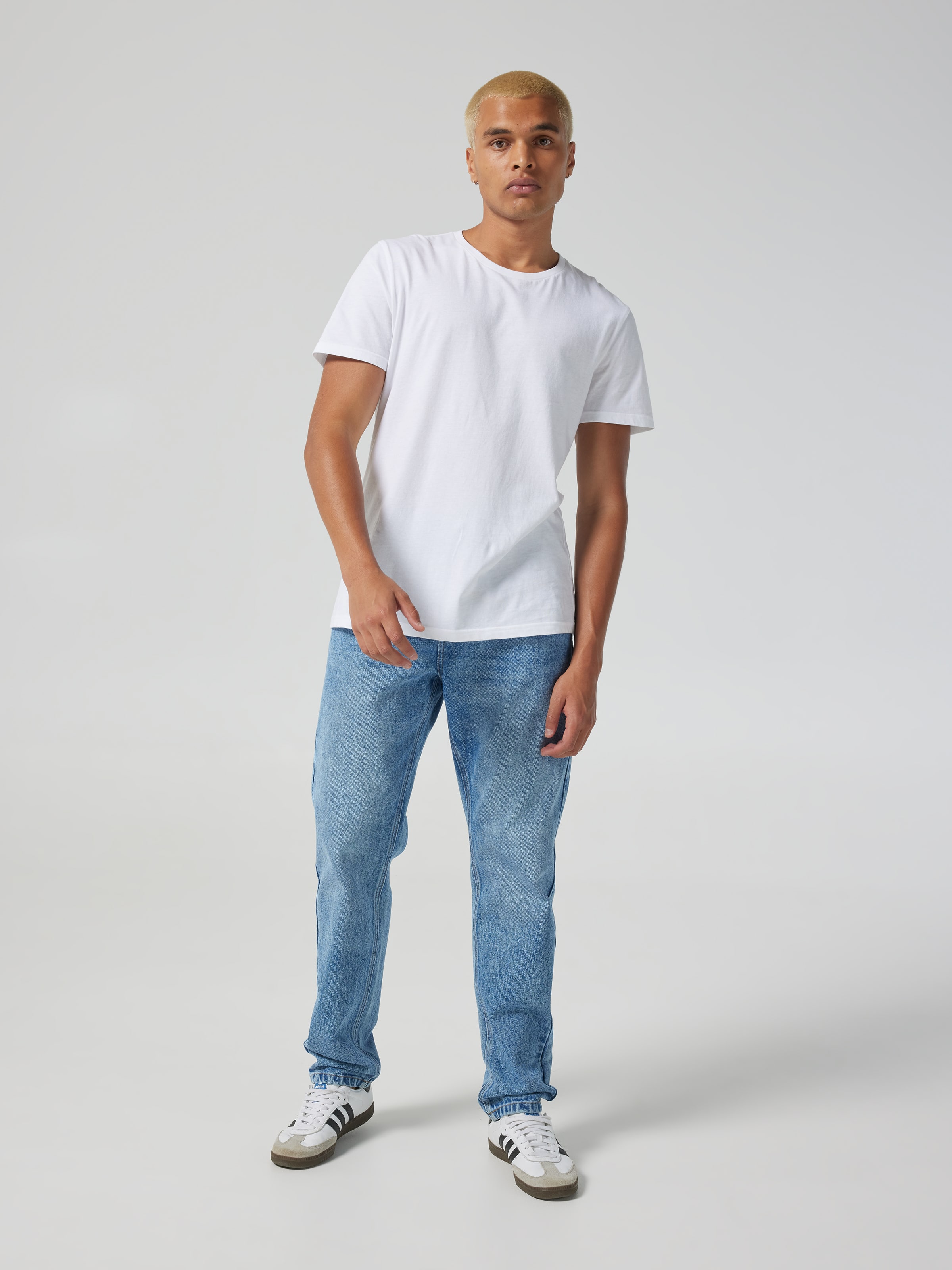Roy Relaxed Tapered Jean
