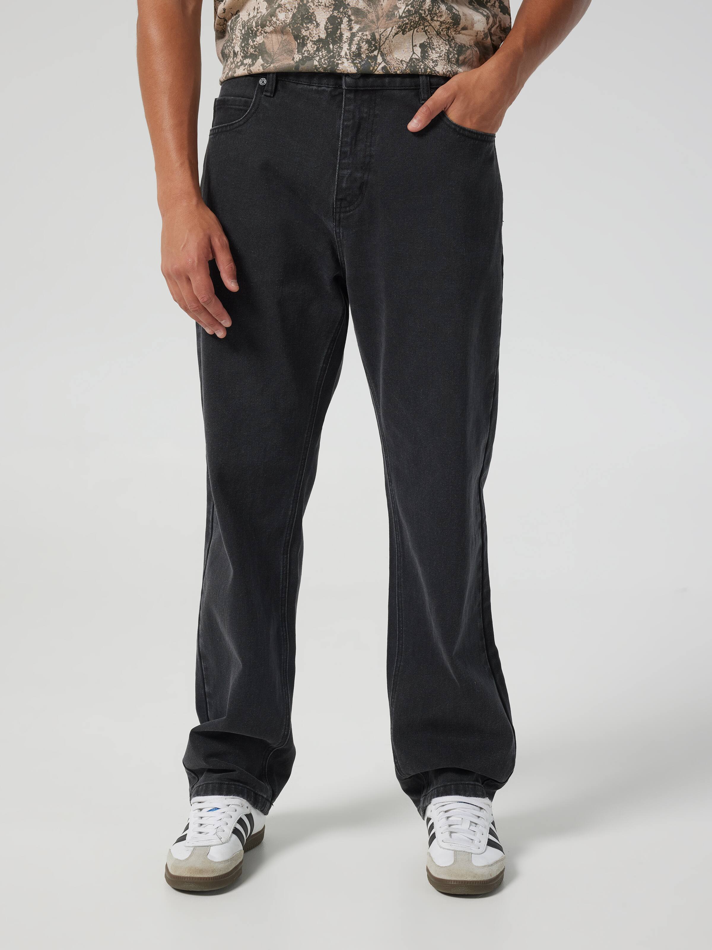 Lachlan Loose Jean