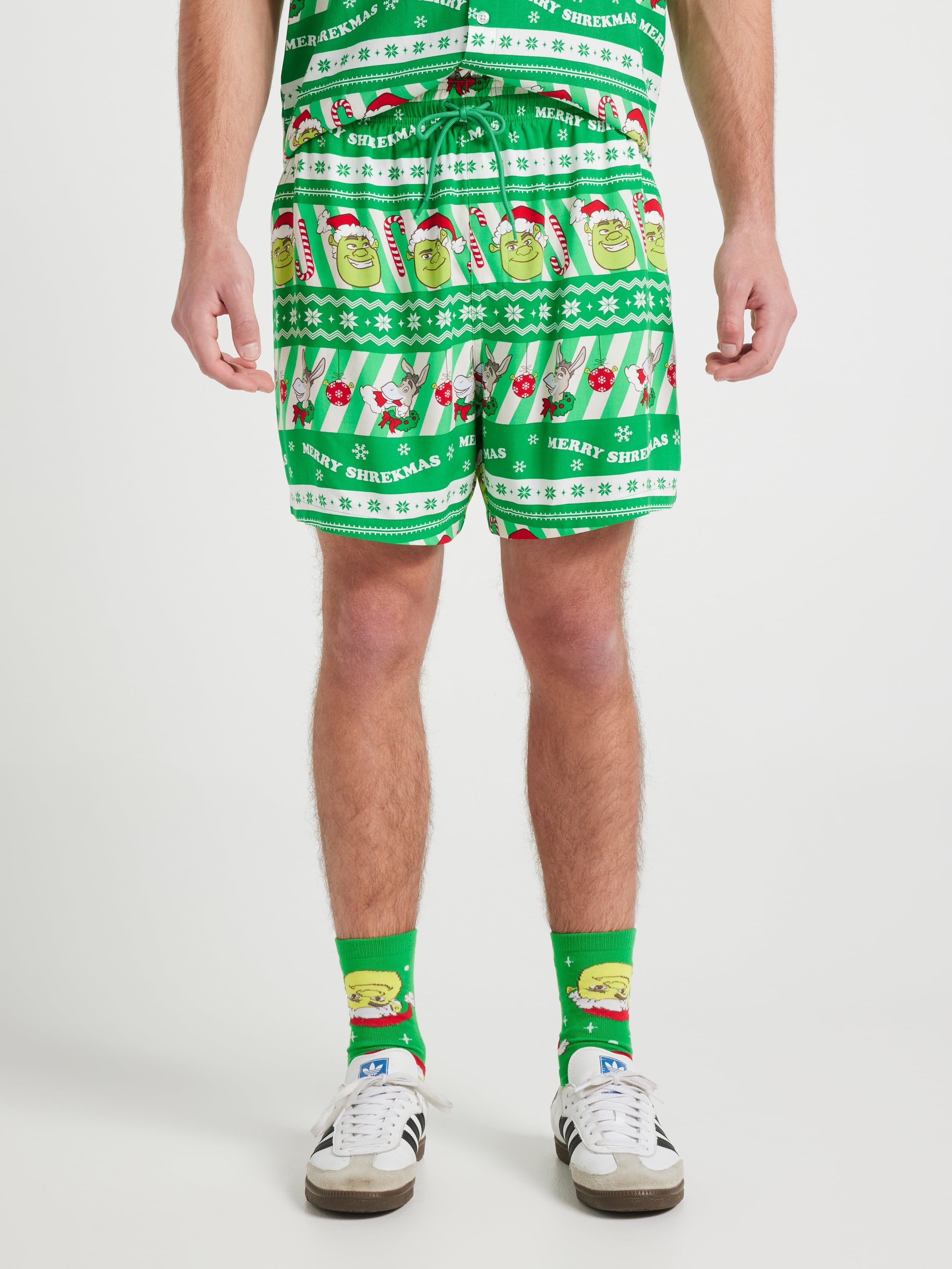 Xmas Shrek Resort Short