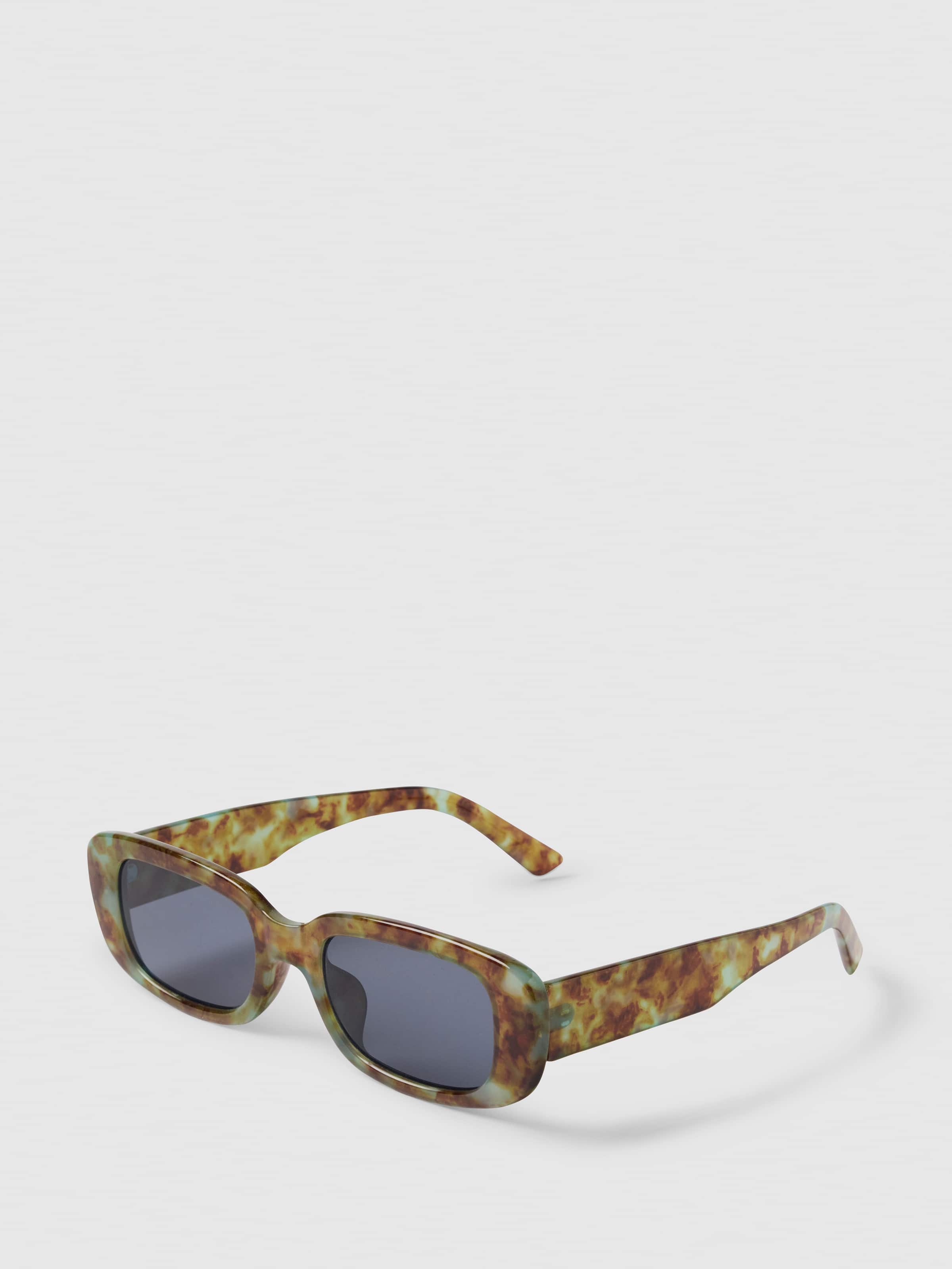 Dylan Classic Square Sunglsses