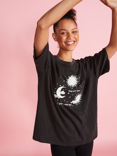 Katseye Photograph Oversized Tee                                                                                                