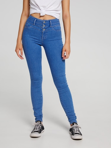 High Rise Skinny Jean                                                                                                           