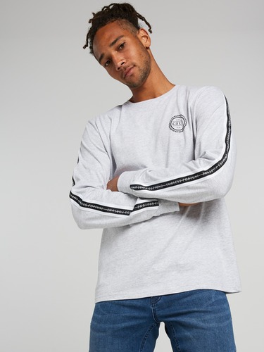 V Stripe Brooklyn Short Sleeve Tee                                                                                              