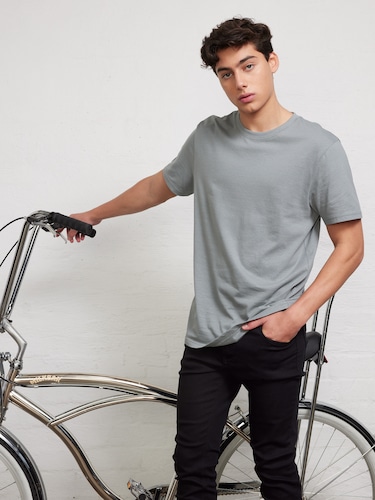 Premium Classic Basic Short Sleeve Tee                                                                                          